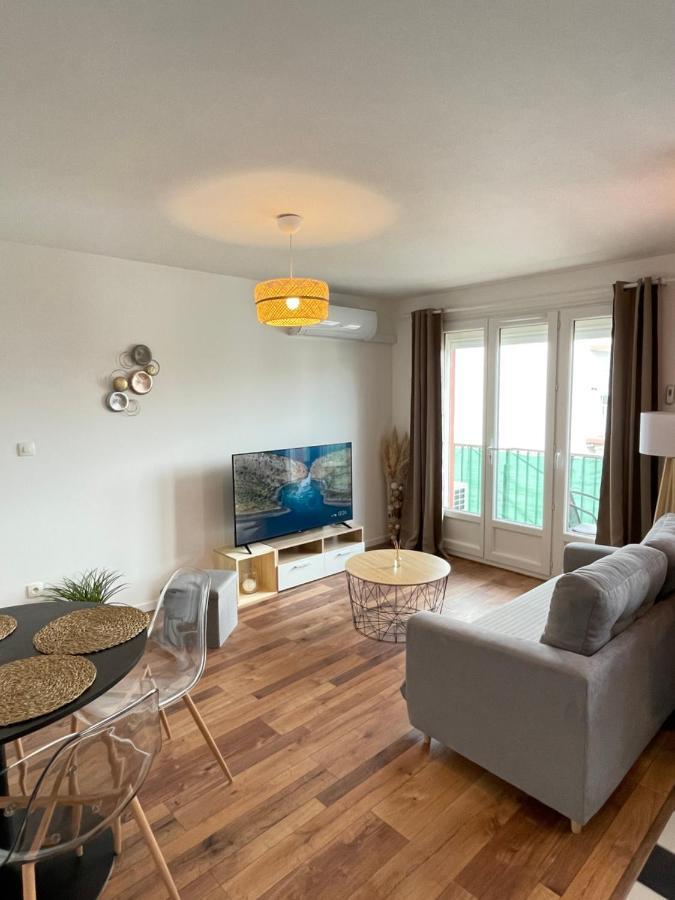 Bel Appartement Meyzieu Centre Proche Tramway 外观 照片
